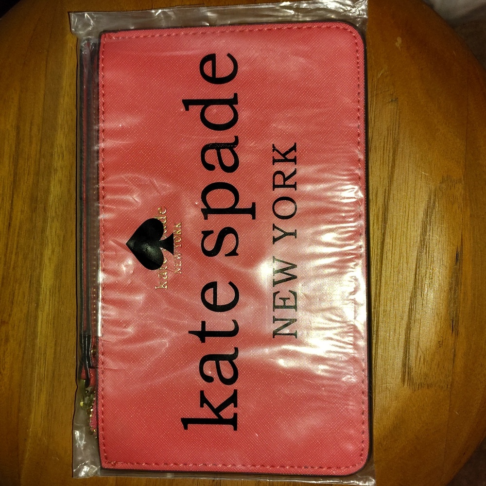 Wristlet